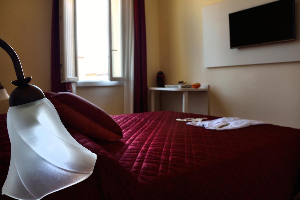 Boutique Hotel Casa Faccioli Bolonha Quarto foto