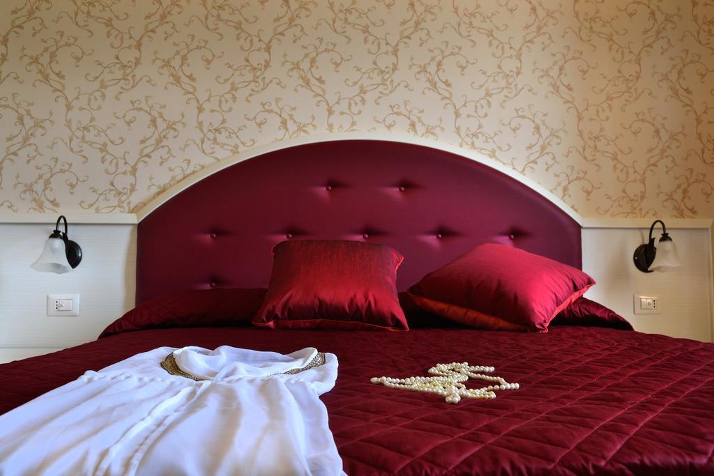 Boutique Hotel Casa Faccioli Bolonha Quarto foto